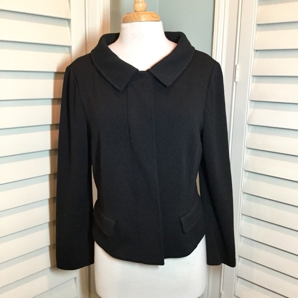 St. John Jackets & Blazers - ⬇️ St. John Caviar Knit Zipper Front Jacket, 14